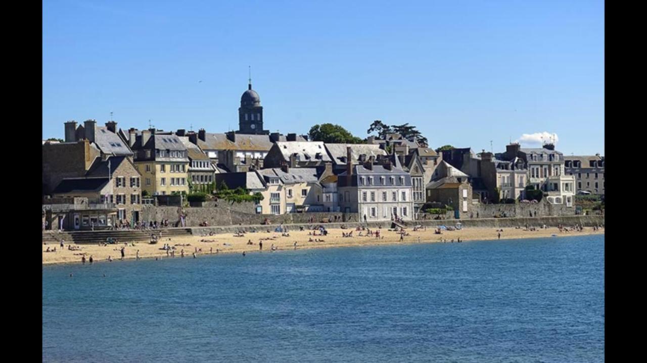 Cosy appartement Bas Sablons 3ème étage Saint-Malo Esterno foto
